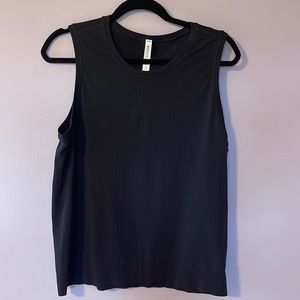 Athleta In motion tank black size large